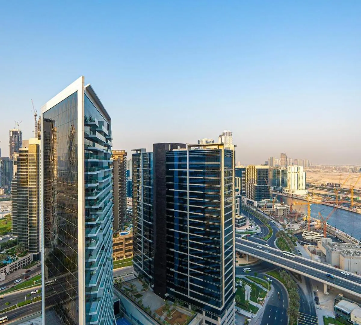 Apartamento Venetian - Luxe Living 1 Bedroom With Stunning Sky Line Views Dubai