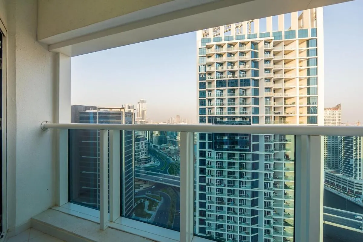 Venetian - Luxe Living 1 Bedroom With Stunning Sky Line Views Dubai